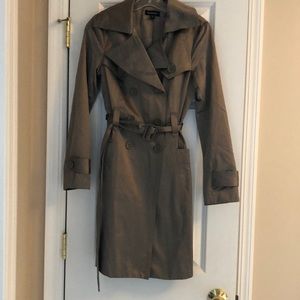 Women’s trench coat